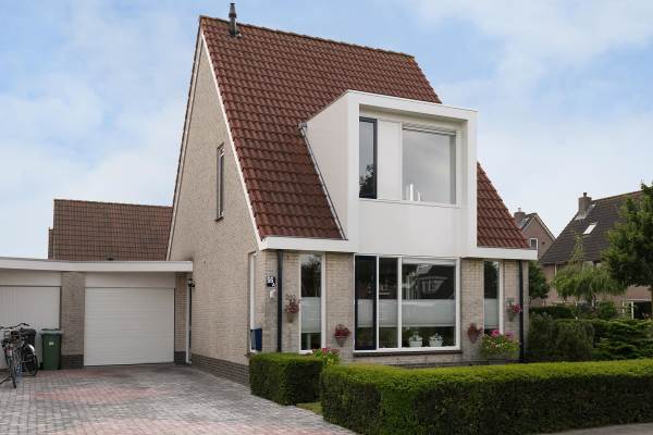 Woning Martinus Nijhofflaan 56A Kloetinge