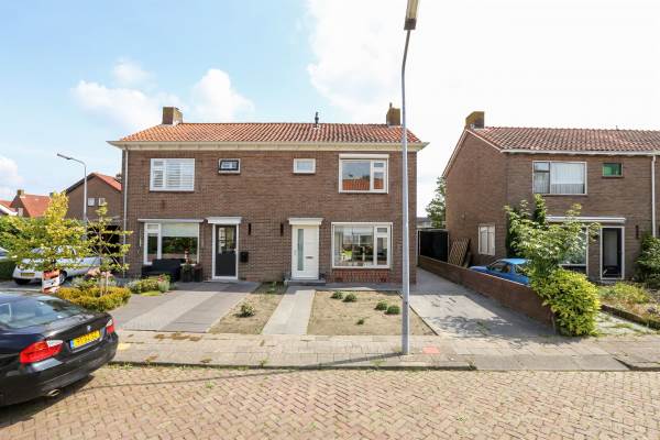 Woning Prins Bernhardstraat 7 Den Bommel