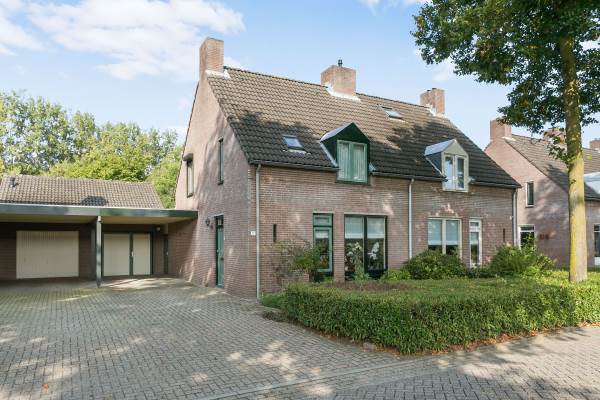 Woning Sportparklaan 17 Oost West en Middelbeers