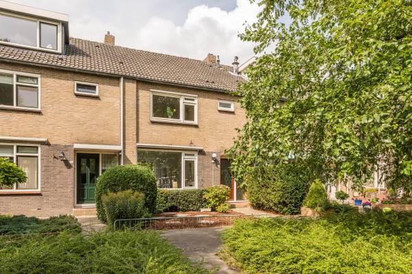 Woning Ernst Casimirstraat 16 Vlaardingen