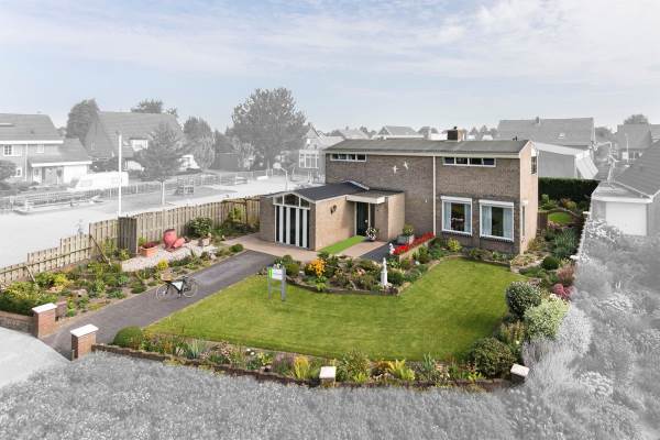 Woning Op den Dam 4 Azewijn