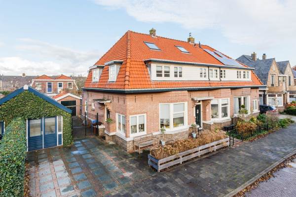 Woning Ten Harmsenstraat 1 Alphen aan den Rijn