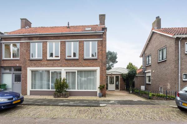 Woning Monseigneur van Kesselstraat 22 Vlijmen