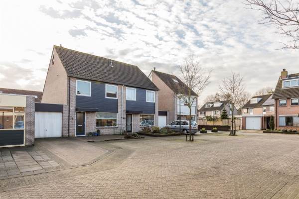 Woning Eikendonk 15 Raamsdonksveer
