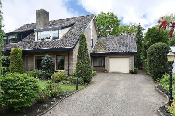 Woning Troelstralaan 6 Huizen