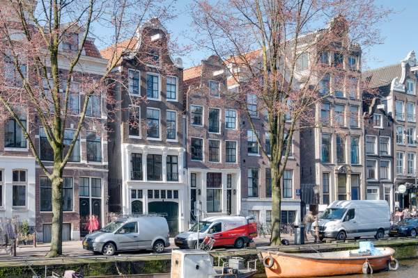 Woning Oudezijds Voorburgwal 160 Amsterdam