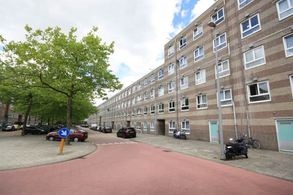Woning Daniël Defoelaan 125 Amsterdam