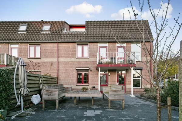 Woning Betsy Westendorpstraat 1 Apeldoorn