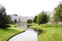 Woning Burgemeester De Monchyplein 240 Den Haag