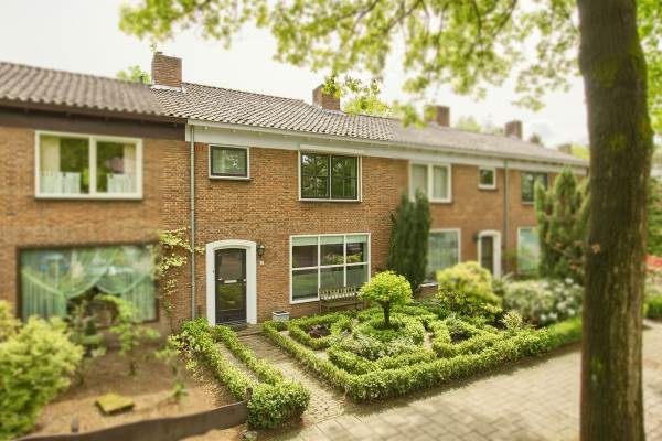 Woning Anna van Burenlaan 11 Ede