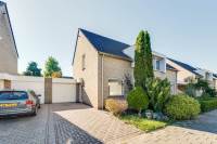 Woning Jan van Salmstraat 48 Born