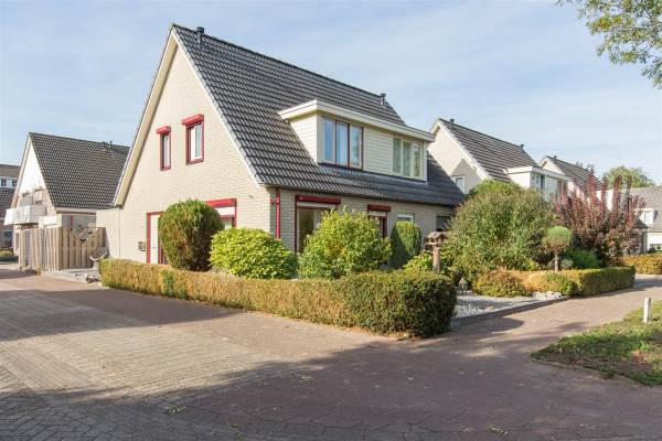 Woning De Huisakker 23 's-Heerenberg