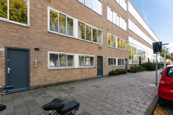 Woning Uiterwaardenstraat 139 Amsterdam