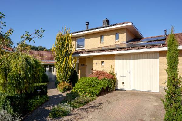 Woning Park Den Eng 20 Lunteren