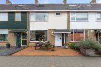 Woning Piet de Jongstraat 17 Roelofarendsveen