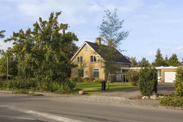Woning Suder Stasjonsstrjitte 26 De Westereen