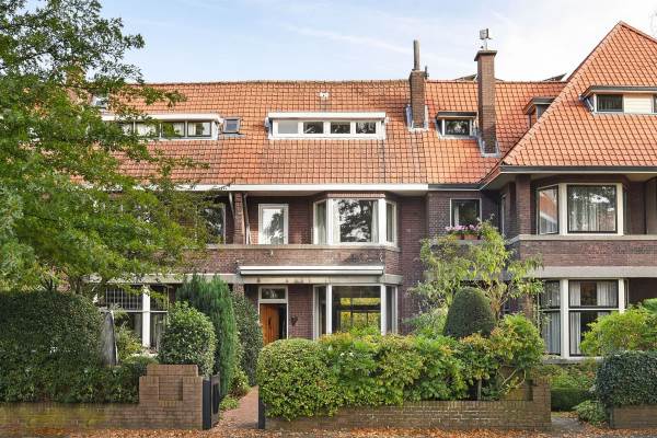 Woning Laan van Leeuwesteyn 46 Voorburg