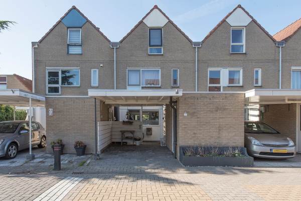 Woning Karveel 45 Lelystad