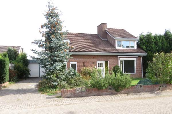 Woning Oranje Nassaustraat 2 Oeffelt