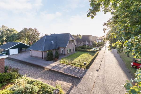 Woning Kanaal B ZZ 160 Emmer-Compascuum