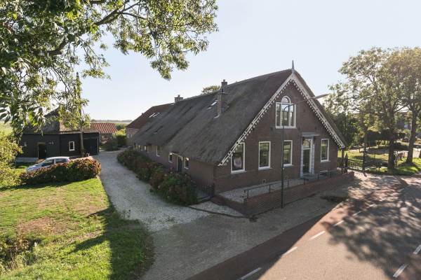 Woning Benedeneind ZZ 417 Benschop