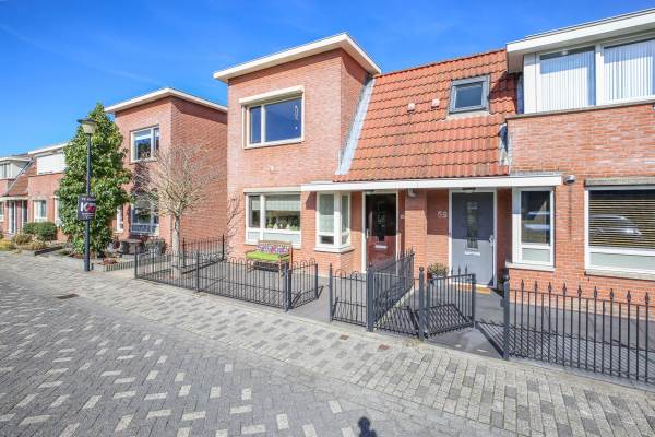Woning Isaäc da Costastraat 57 Sommelsdijk