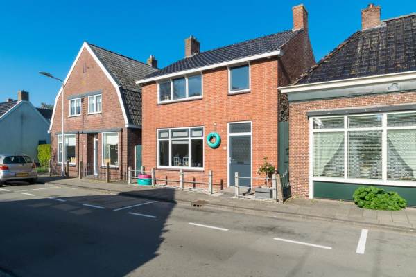 Woning Tjaerdawei 12 Rinsumageast