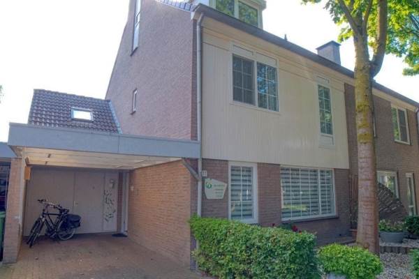 Woning Lange Zwaard 11 Beek en Donk