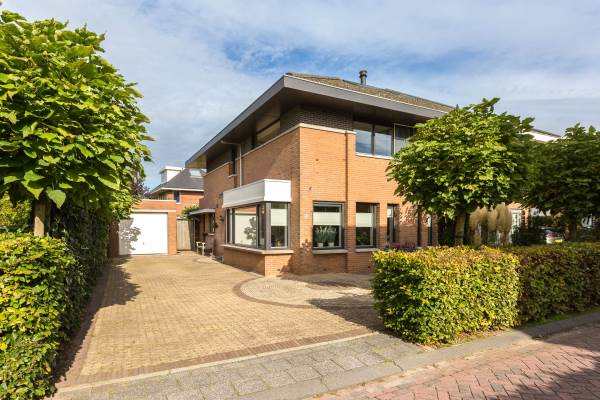 Woning Madelieftuin 12 Bergschenhoek