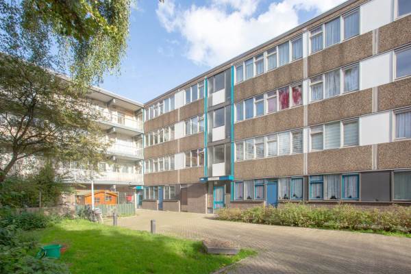 Woning Bramzeilhof 160 Amsterdam