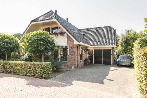 Woning Gooischelaan 10 Zuidland