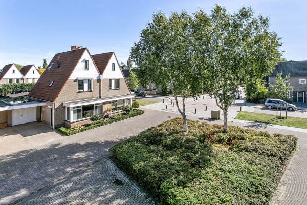 Woning Jan van Heelustraat 4 Helmond