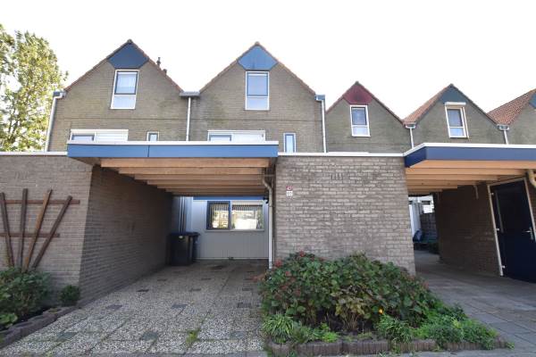 Woning Karveel 47 Lelystad