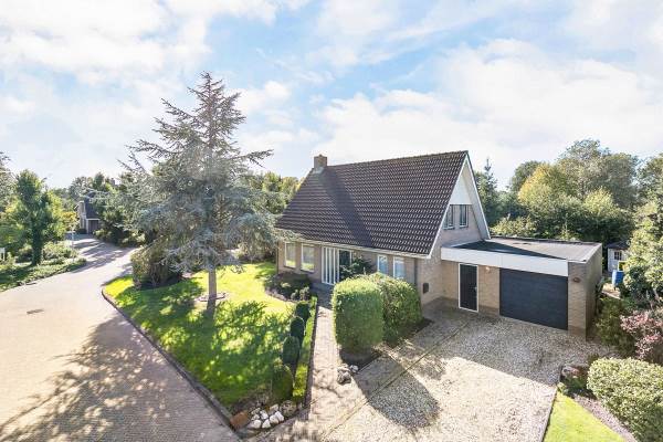 Woning Albrondalaan 1 Franeker