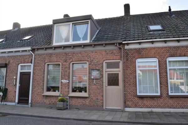 Woning Voorstraat 18 Groede