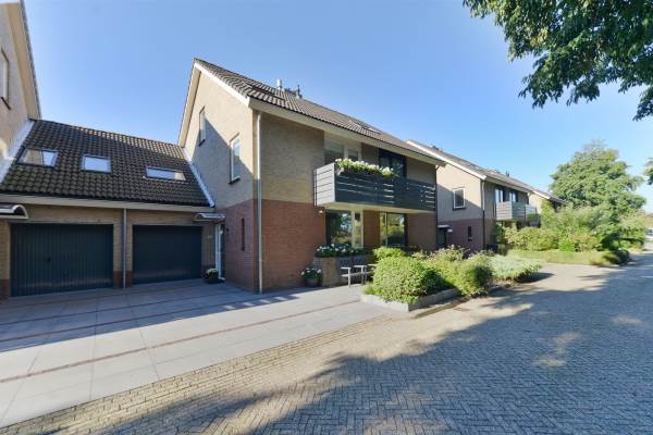 Woning Buizerderf 12 Voorschoten