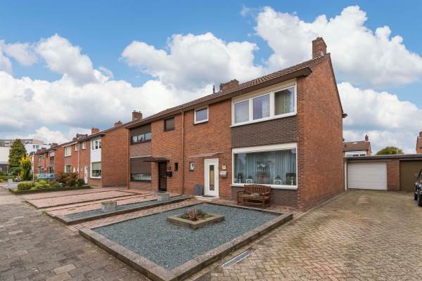 Woning Directeur van der Mühlenlaan 57 Kerkrade