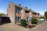 Woning A. Roland Holstlaan 9 Raamsdonksveer