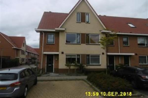 Woning Saffierlaan 32 Rhoon