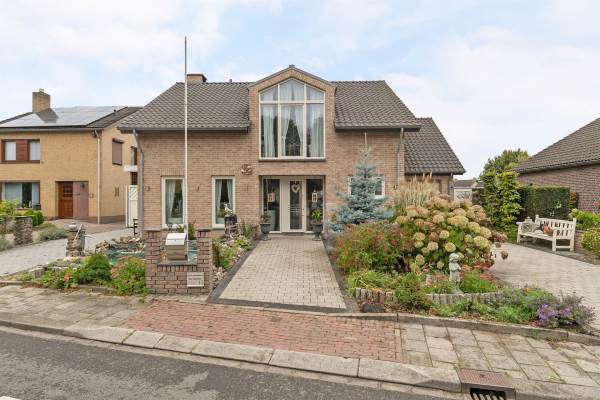 Woning Gouverneur Houbenstraat 17 Nieuwstadt