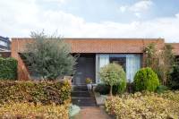Woning Walnootgaarde 1 Hendrik-Ido-Ambacht