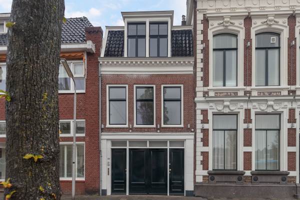 Woning Oostergrachtswal 91 Leeuwarden