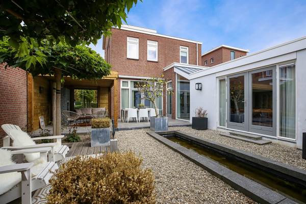 Woning Henri Dunantlaan 23 Hellevoetsluis