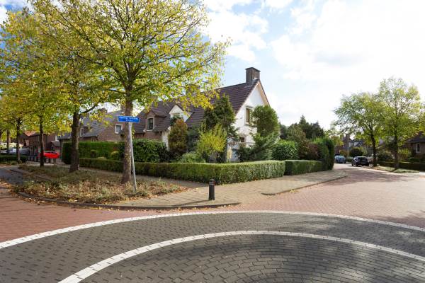 Woning Pastoor Versteegstraat 1 Angeren