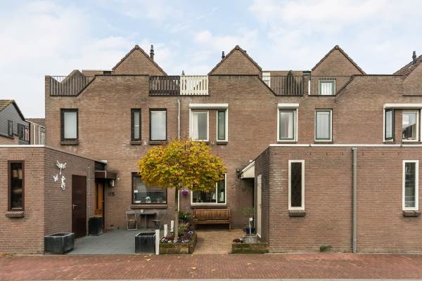 Woning Koraalzwam 97 Alphen aan den Rijn