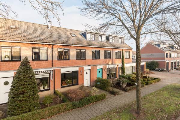Woning Ans van den Berglaan 16 Enschede