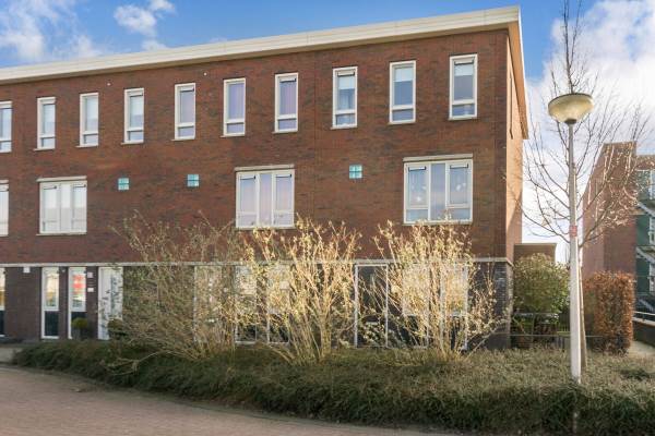 Woning Saffierlaan 156 Rhoon