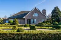 Woning Spoorweglaan 15 Best