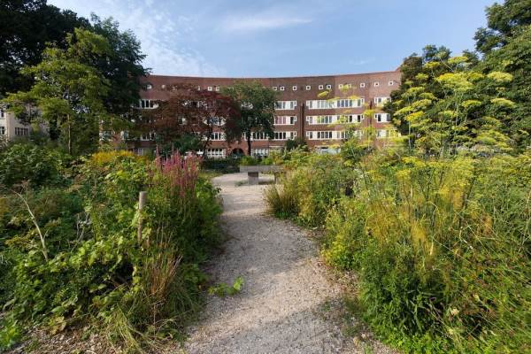 Woning Afrikanerplein 11 Amsterdam