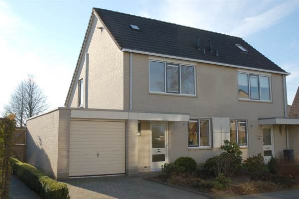 Woning Steenakker 2 Roden